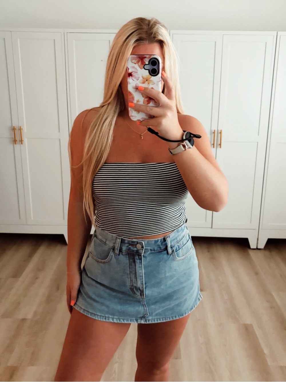 Brandy Melville Black & White Striped Tube Crop Top